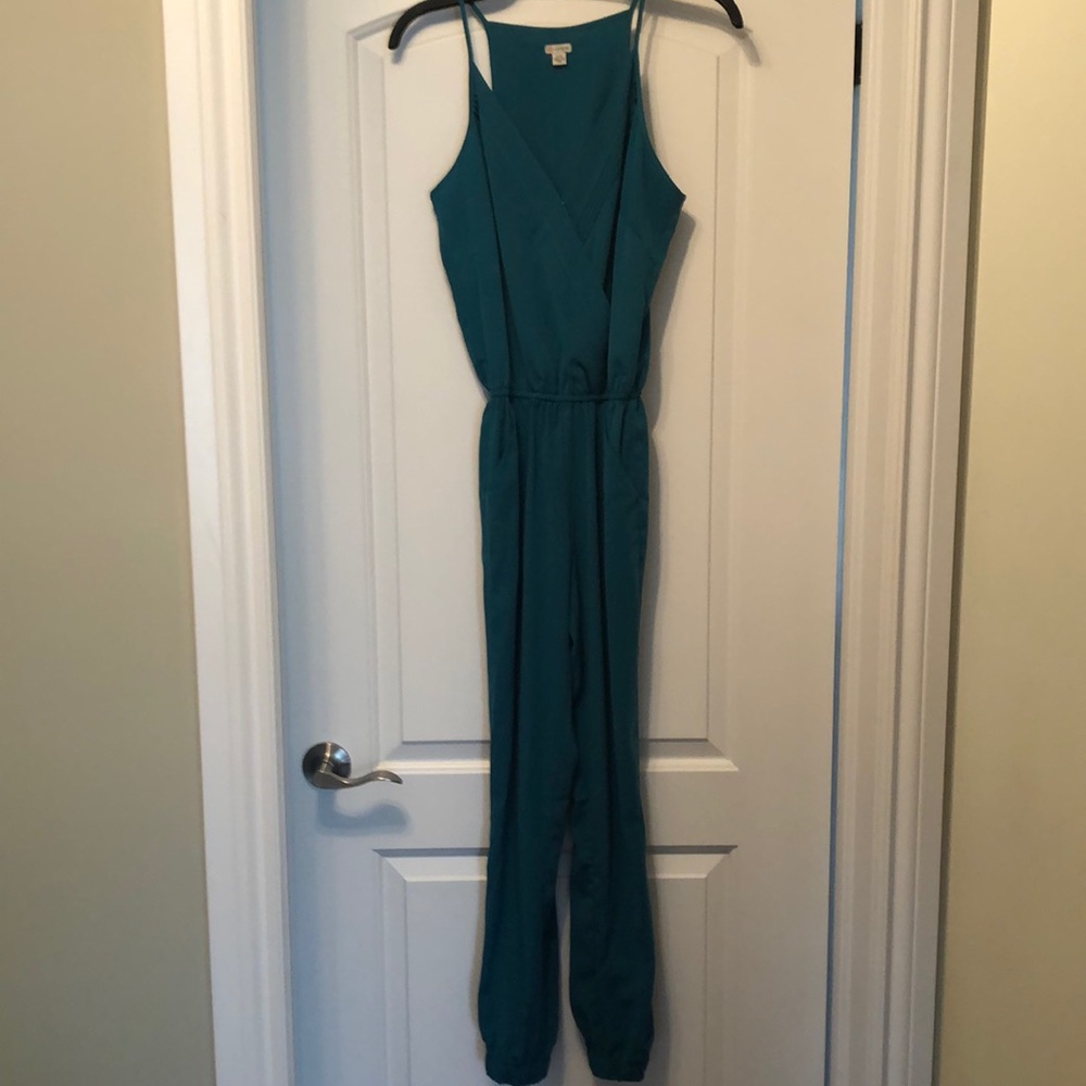 Guess Jumpsuit - Picture 2 of 3